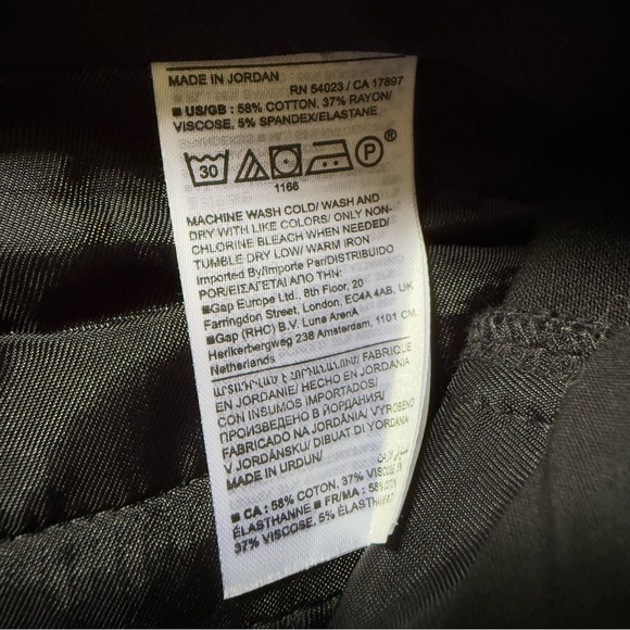 NWT Banana Republic Sloan Black Straight Fit Pants, size 4 Petite - Picture 11 of 13